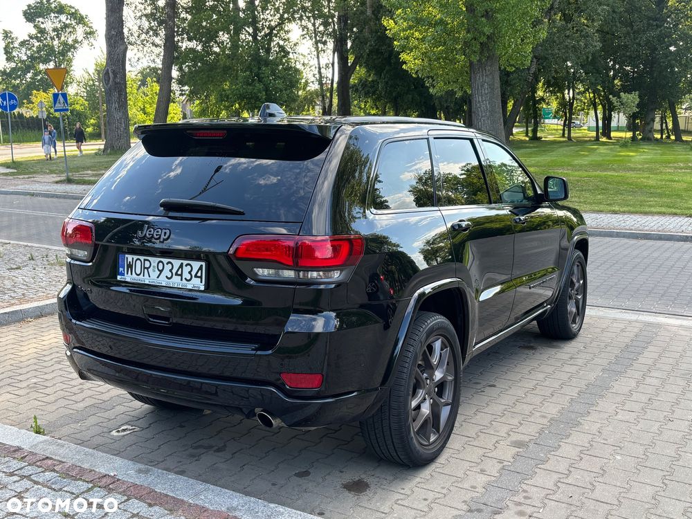 Jeep Grand Cherokee - 9