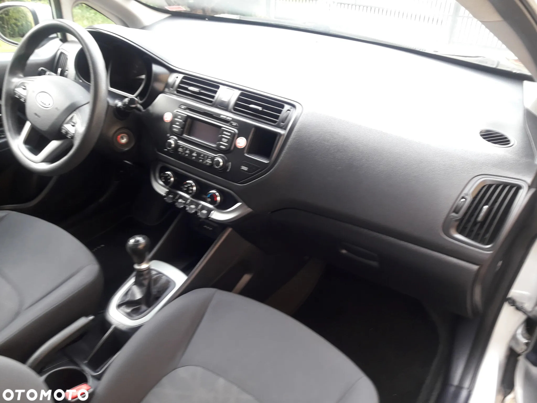 Kia Rio 1.2 Business Line - 16