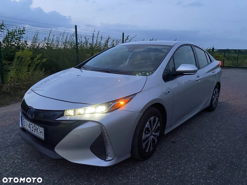 Toyota Prius Plug-in 1.8 Hybrid Prestige - 12