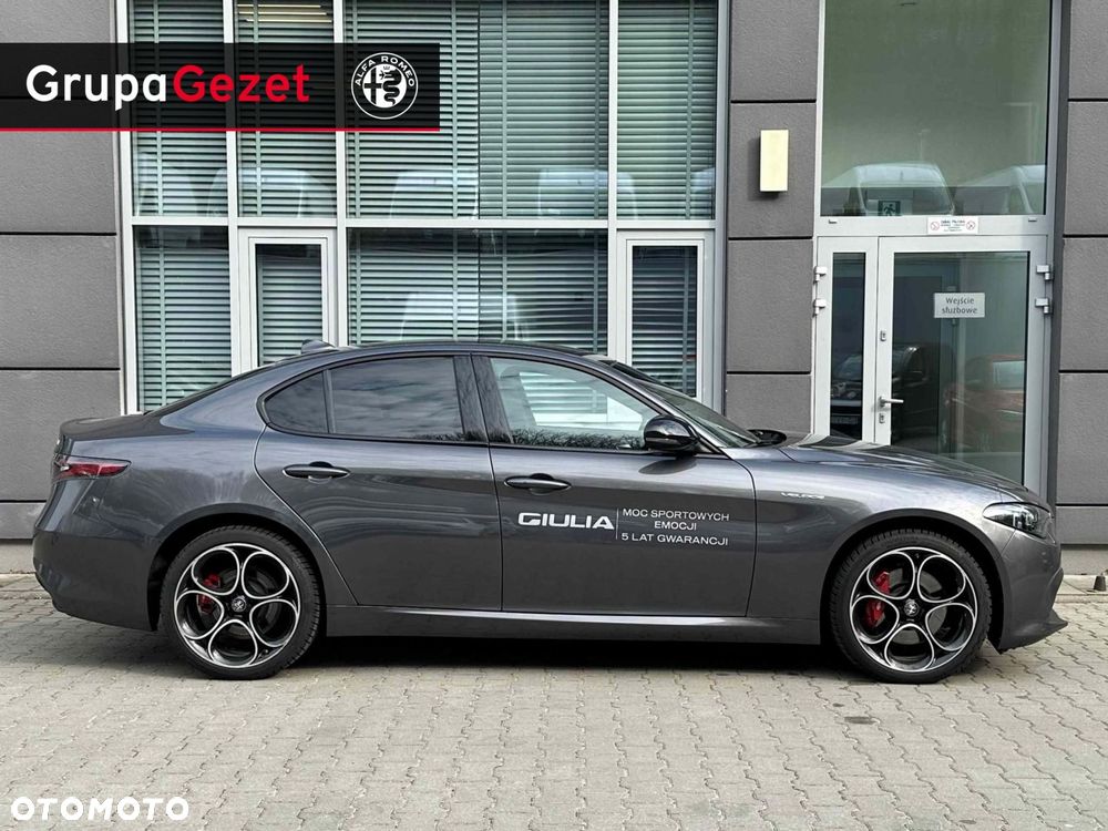 Alfa Romeo Giulia - 14