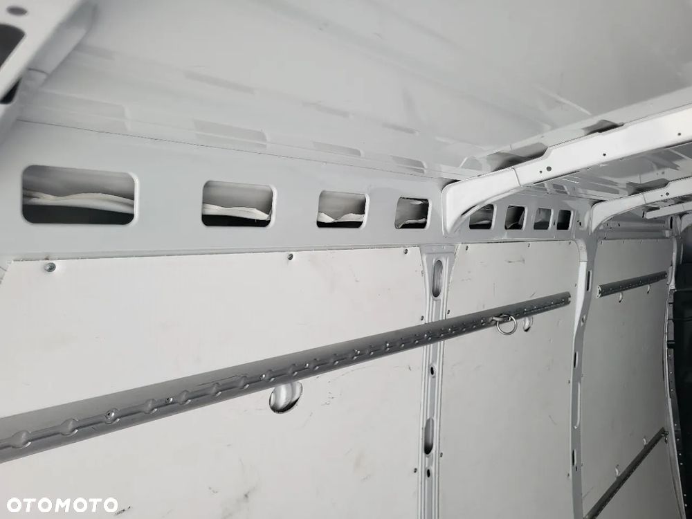 Iveco 35S16A8V Automat - 11