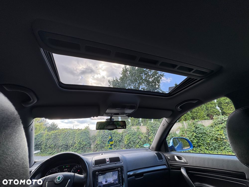 Skoda Octavia 2.0 TFSI RS - 23