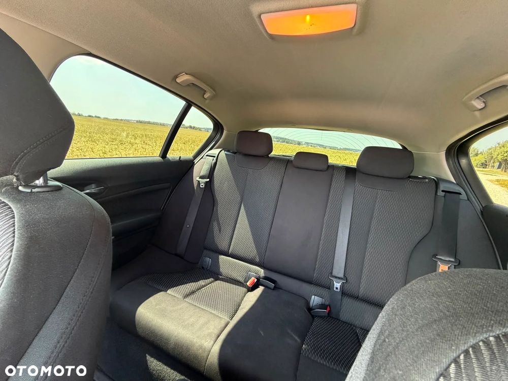 BMW Seria 1 116d EfficientDynamics Sport Line - 21