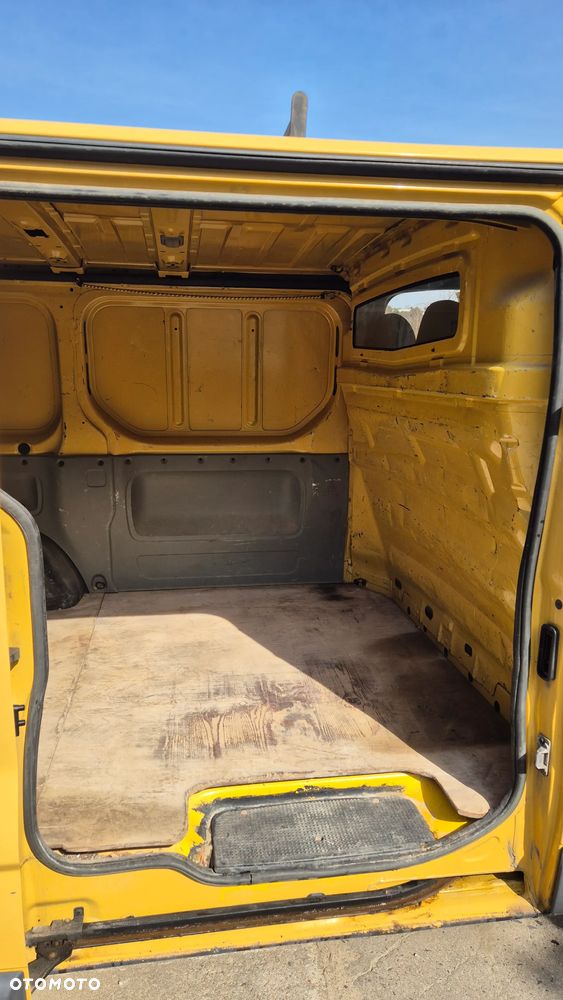 Renault Trafic - 9