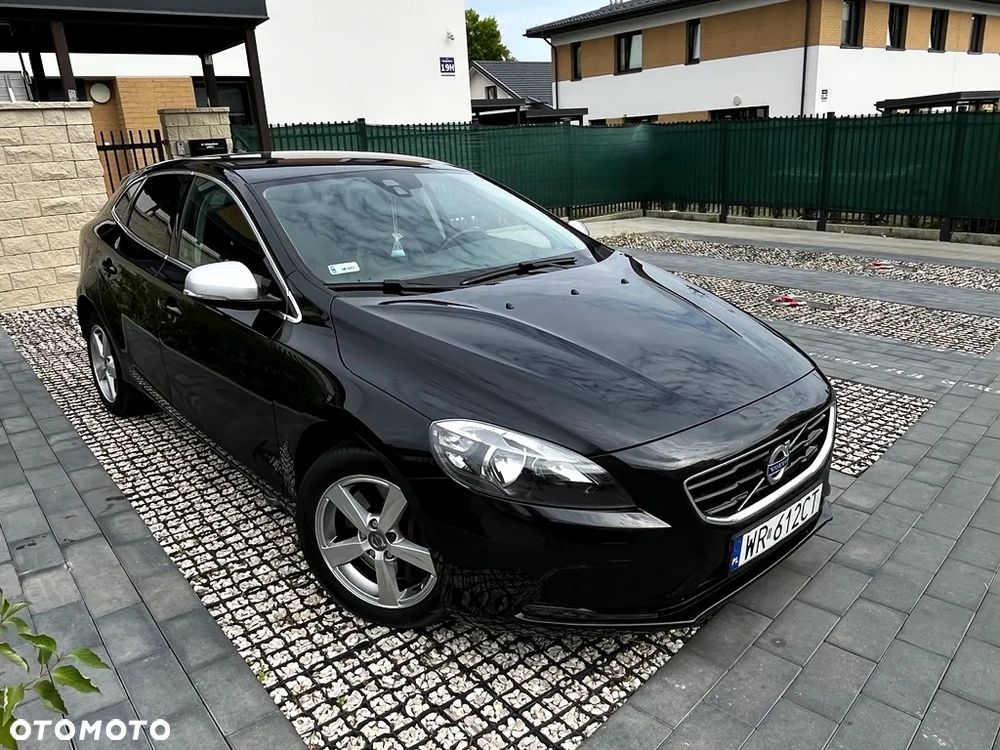 Volvo V40 D4 Summum - 2
