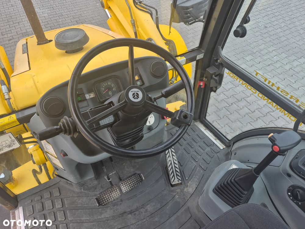 New Holland LB115B/ Maszyna sprowadzona/ - 20