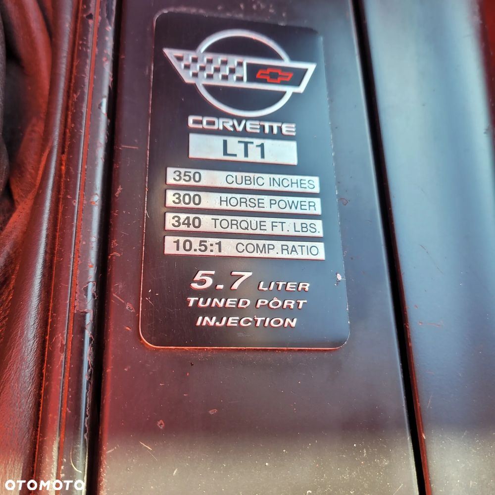 Chevrolet Corvette - 9