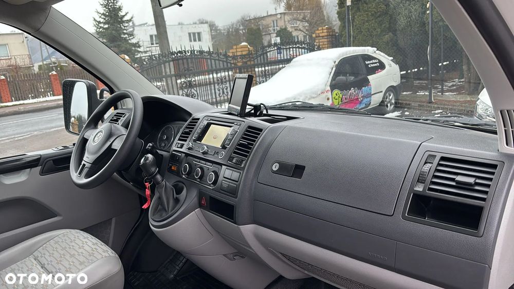 Volkswagen Transporter T5 - 19