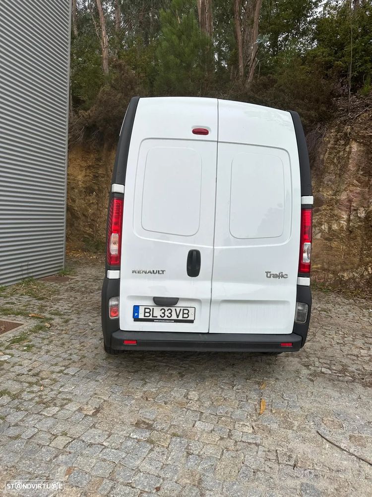 Renault Traffic - 4