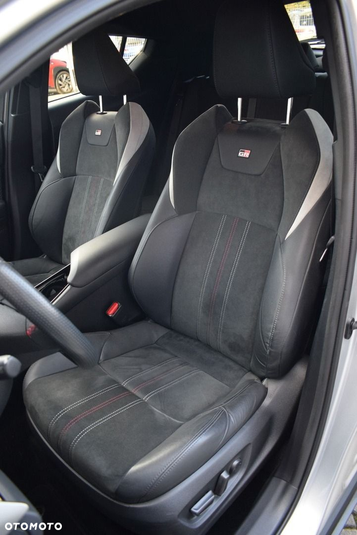 Toyota C-HR 1.8 Hybrid GPF GR Sport - 16