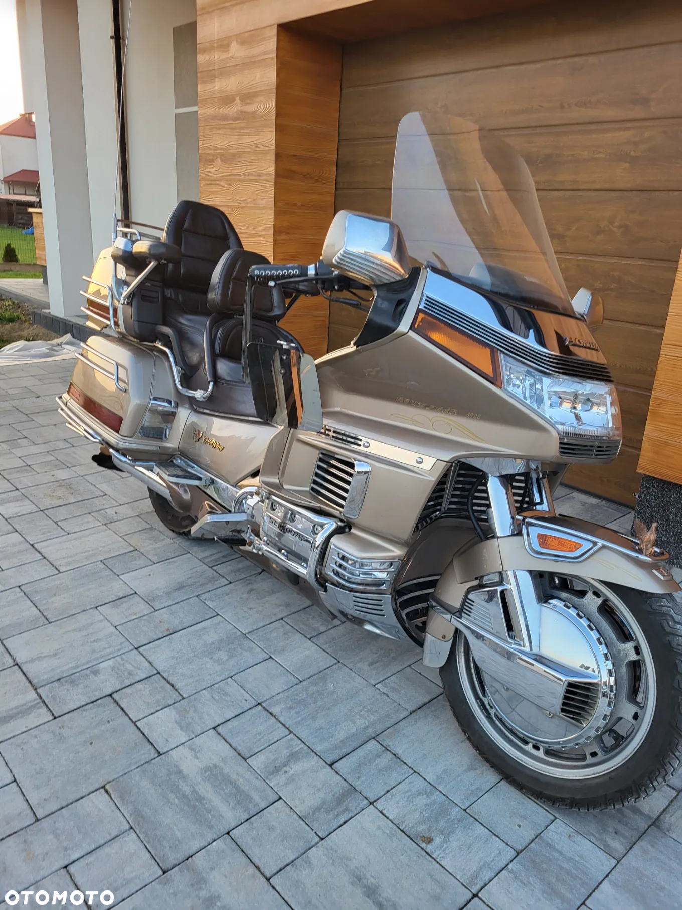 Honda GL - 8