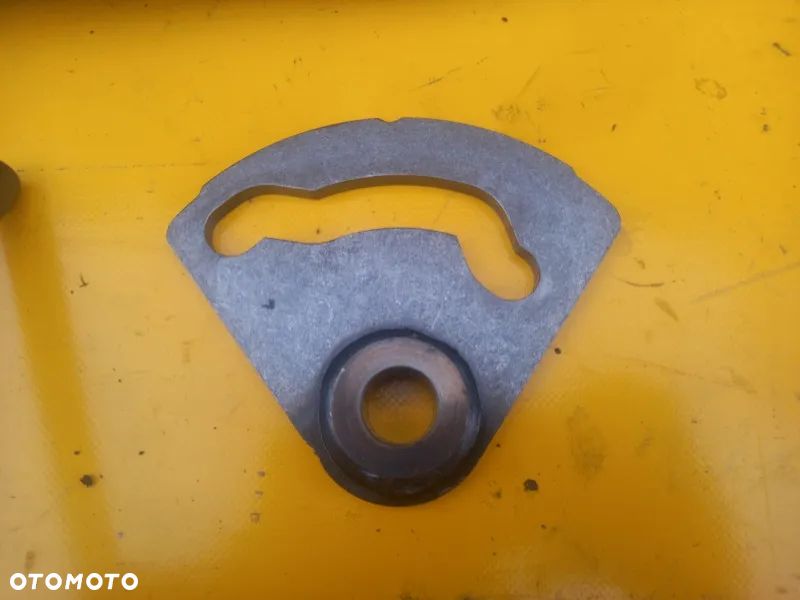 Przesuwki krzywki  WOM PTO R183199 John Deere 7720 - 6