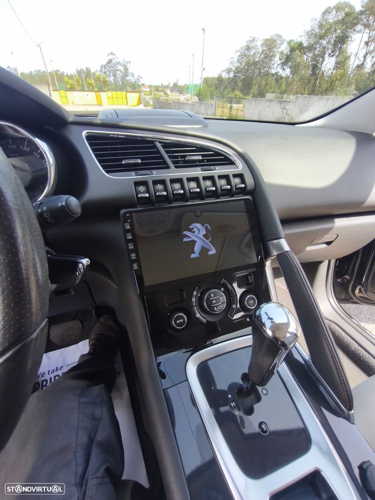 Peugeot 3008 e-HDi FAP 115 EGS6 Stop&Start Allure - 23