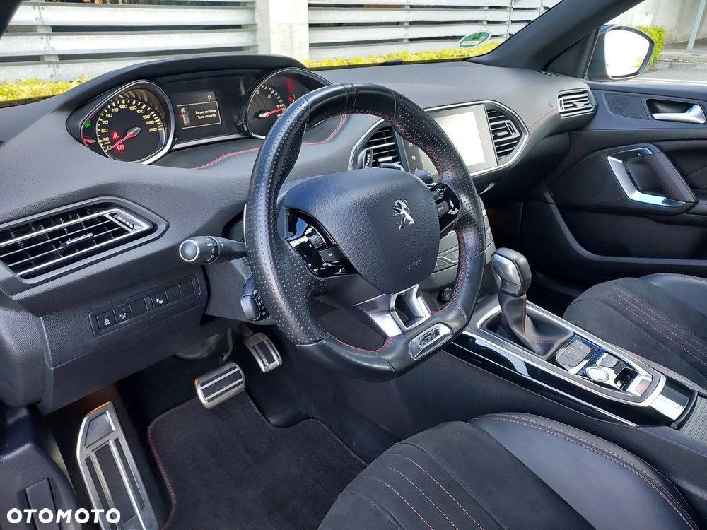 Peugeot 308 SW BlueHDi 180 EAT6 GT - 32