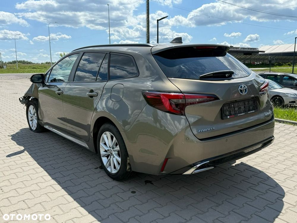 Toyota Corolla 2.0 Hybrid Comfort - 4