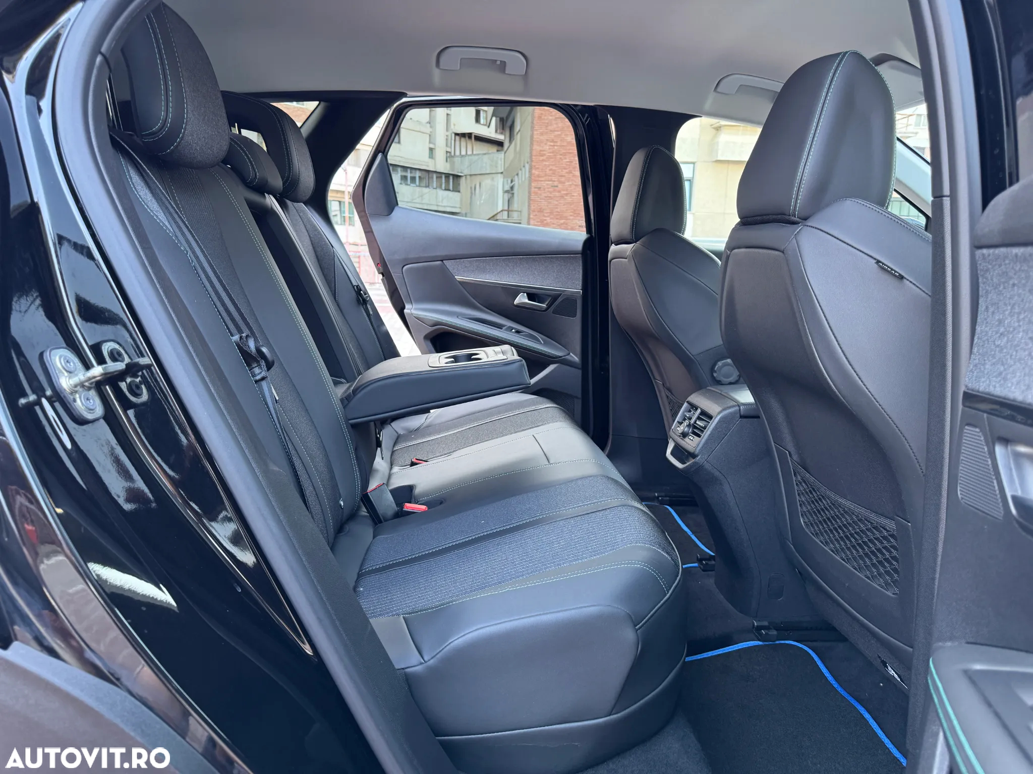 Peugeot 3008 Plug-In Hybrid 225 e-EAT8 Allure Pack - 17