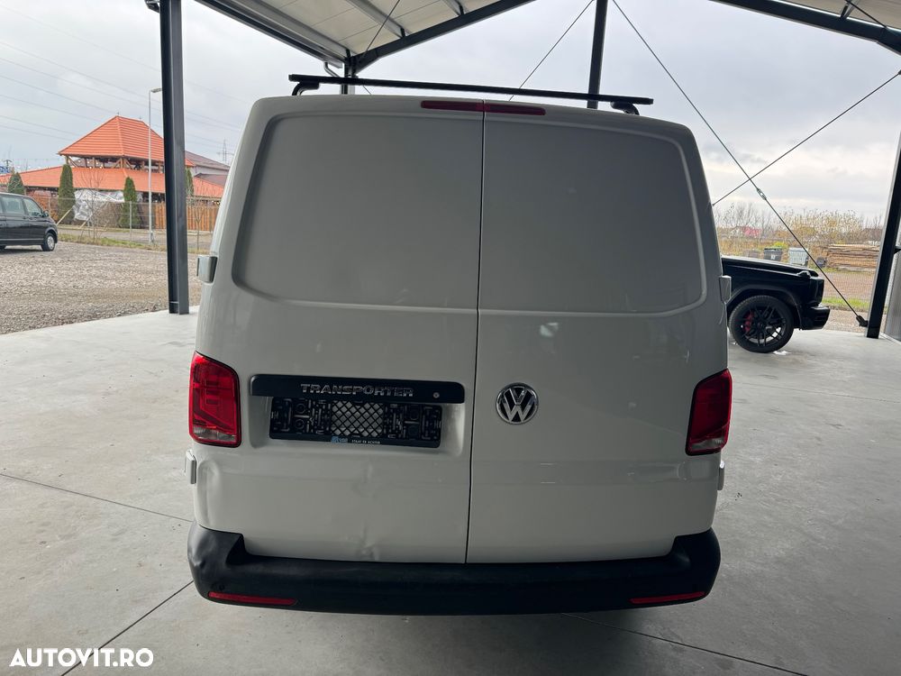 Volkswagen Transporter - 9