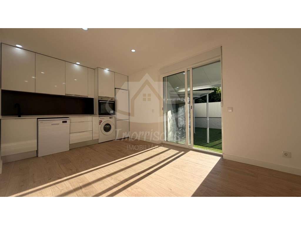 Apartamento T2+1 com terraço, totalmente remodelado - Alverca do Ri... - Grande imagem: 2/31
