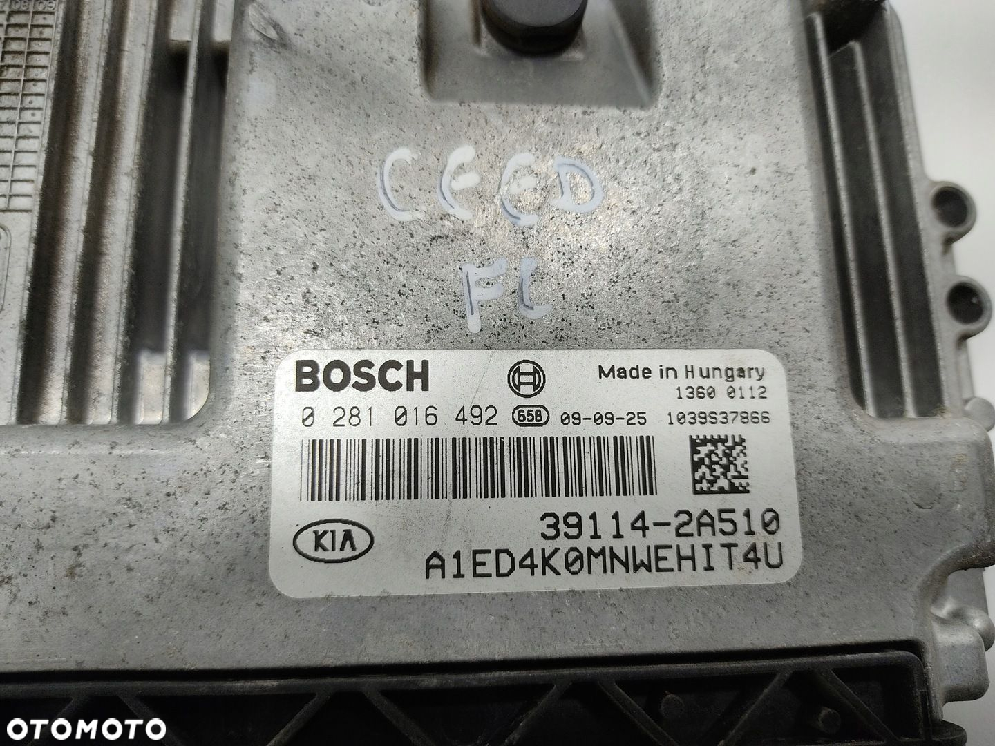 KOMPUTER CEED I 1.6 CRDI 39114-2A510 0281016492 - 3