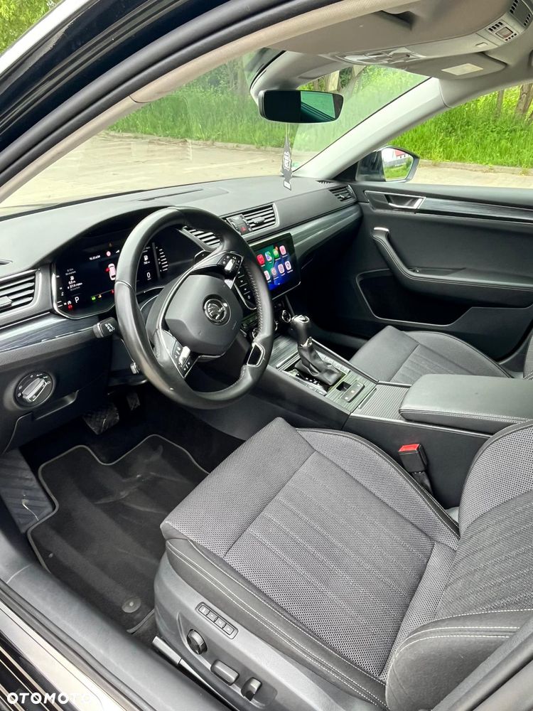 Skoda Superb 2.0 TDI SCR Style DSG - 8