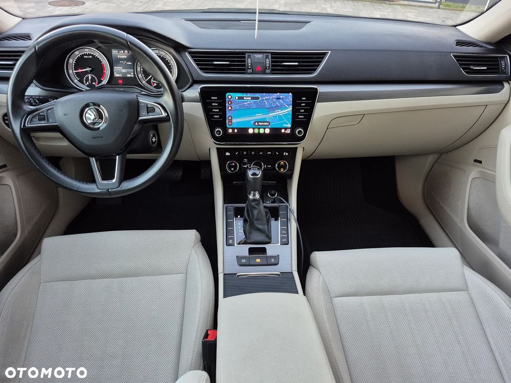 Skoda Superb 1.5 TSI ACT Style DSG - 8