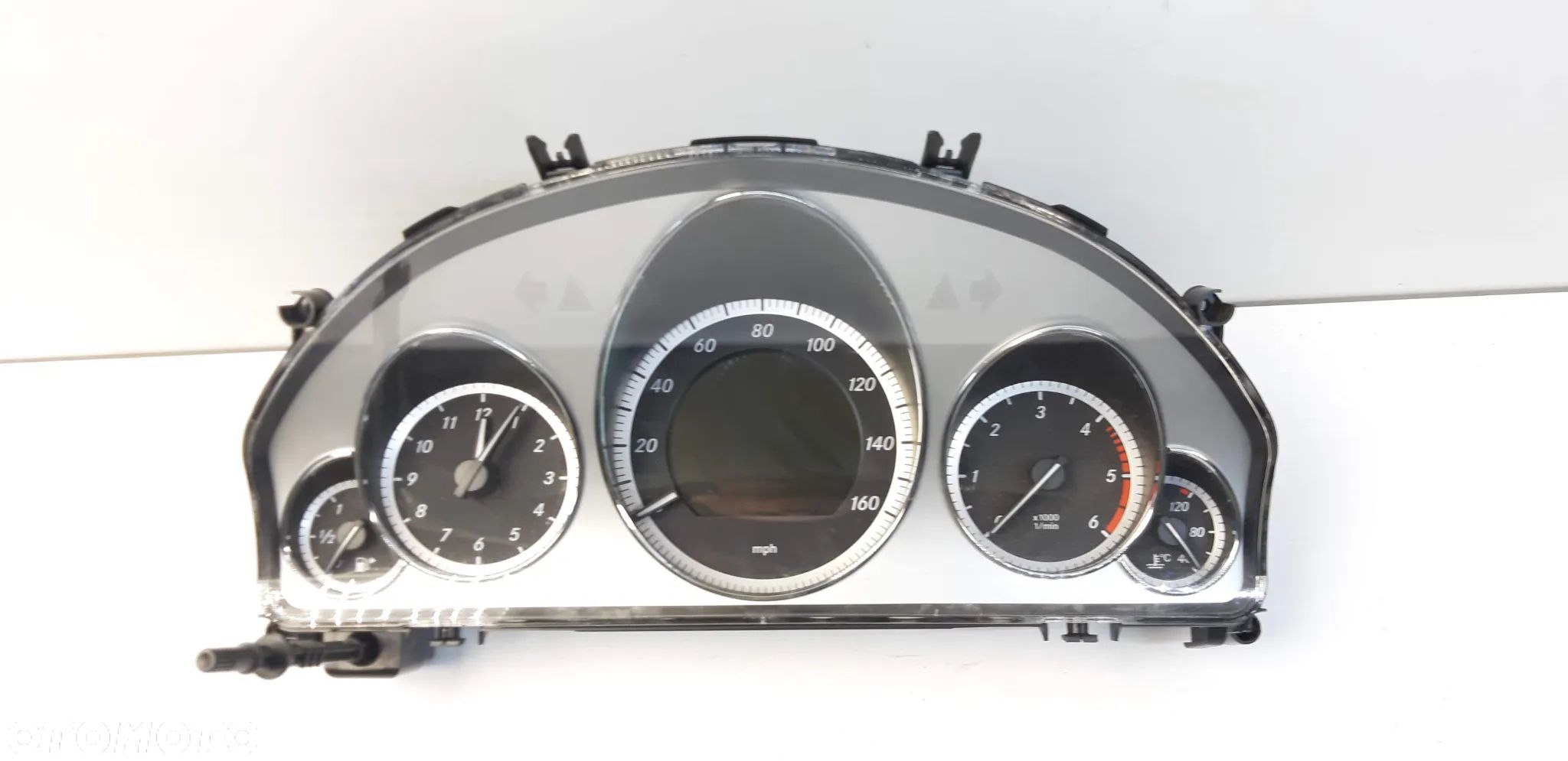 Licznik zegary A2129005104 Mercedes W207 Coupe 2010r 3.0d - 1