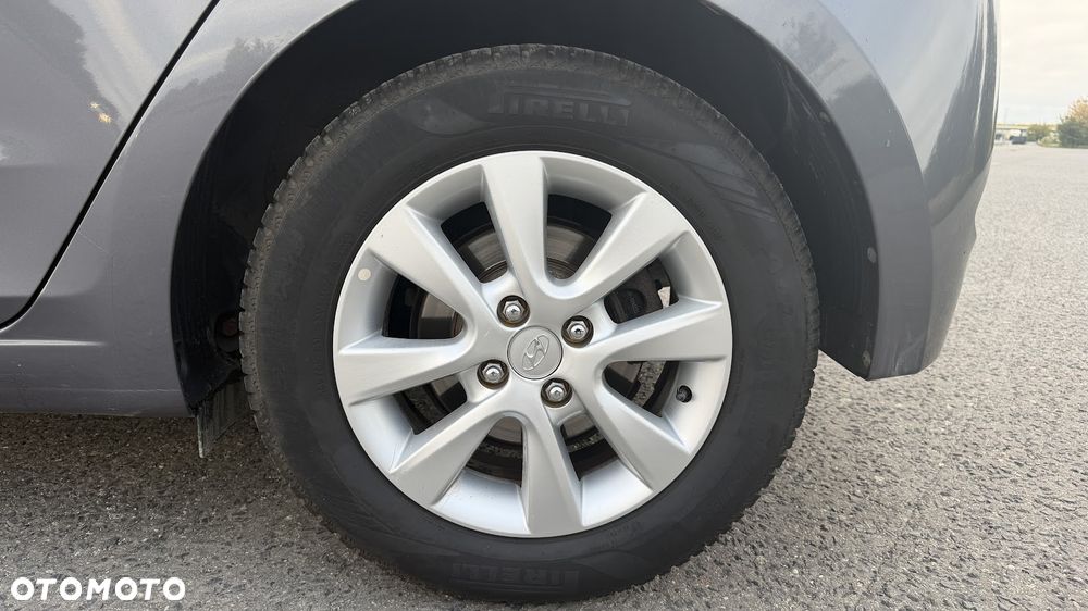 Hyundai i20 1.1 CRDi Star Edition - 25