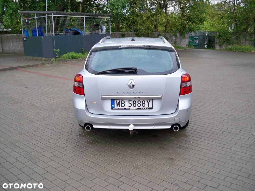 Renault Laguna dCi 175 FAP Bose Edition - 4