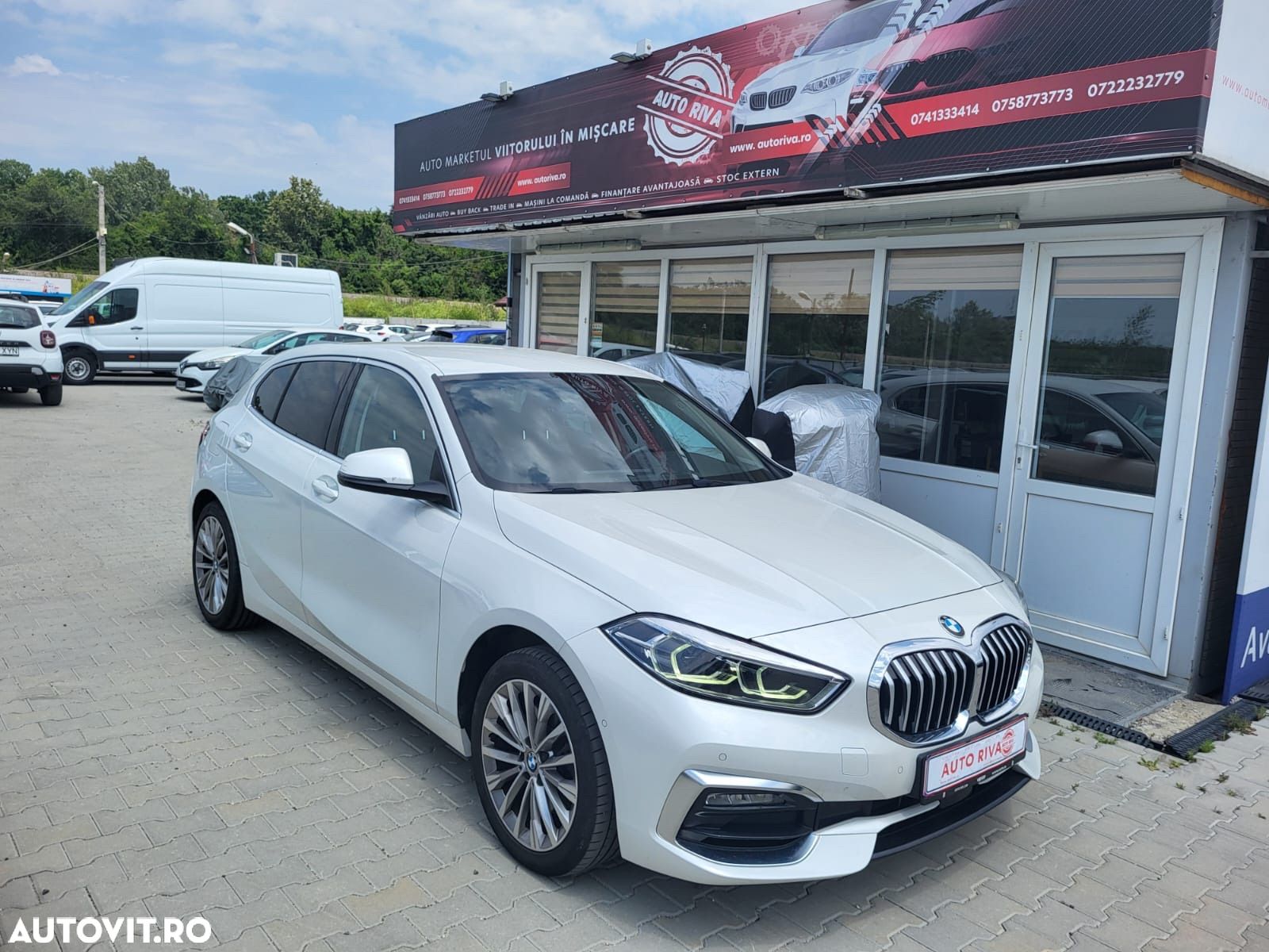BMW Seria 1 118i Aut. Luxury Line - 1