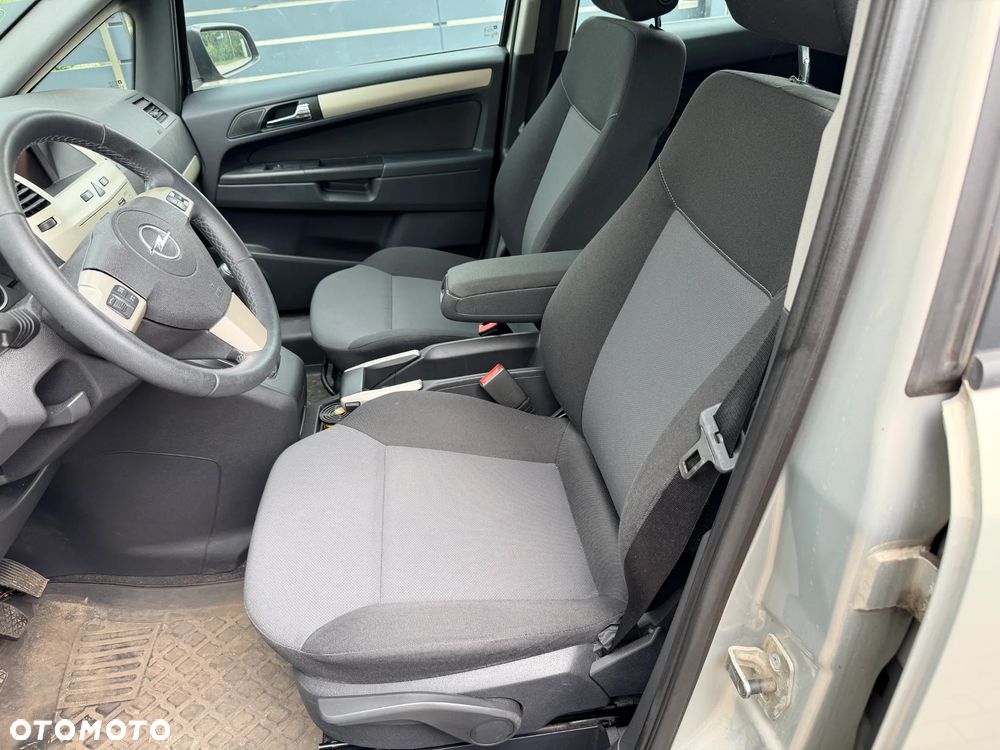 Opel Zafira 1.9 CDTI Enjoy - 8