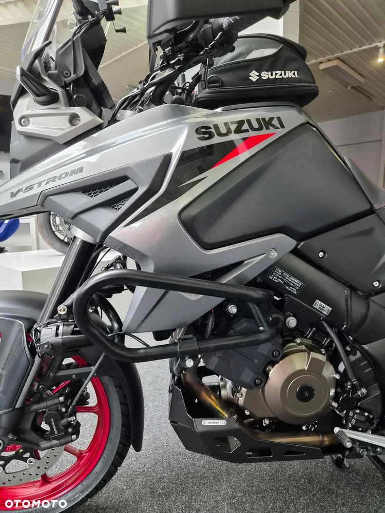 Suzuki V-STROM - 4