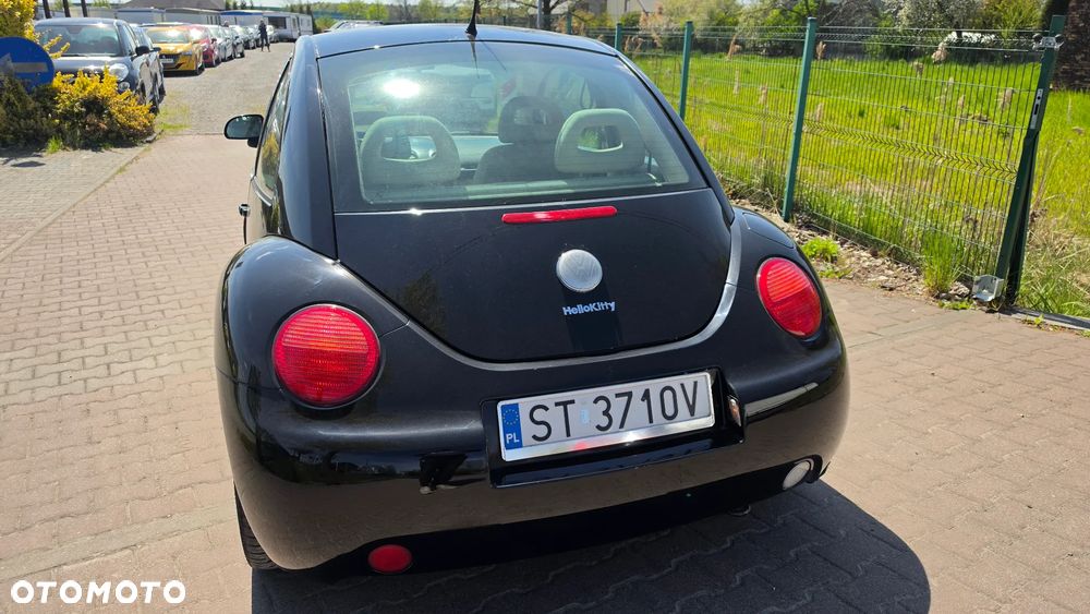 Volkswagen New Beetle 2.0 - 21