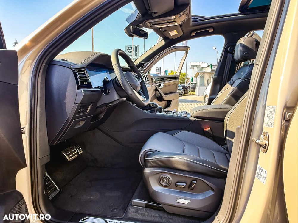 Volkswagen Touareg V6 TDI 4MOTION R-Line - 15