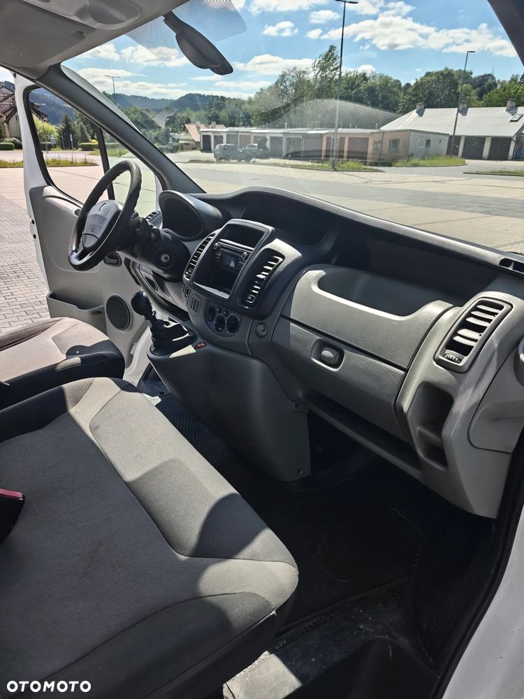 Renault Trafic Grand Passenger Pack Clim - 11