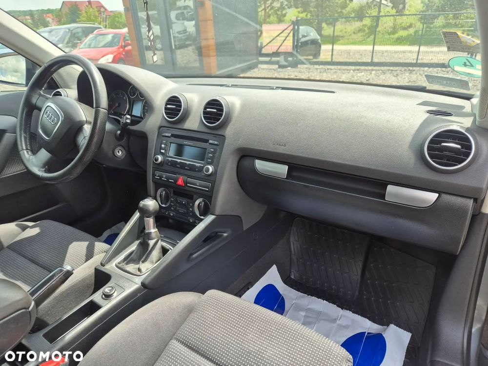 Audi A3 Sportback 2.0 TDI DPF S line Sportpaket (plus) - 18