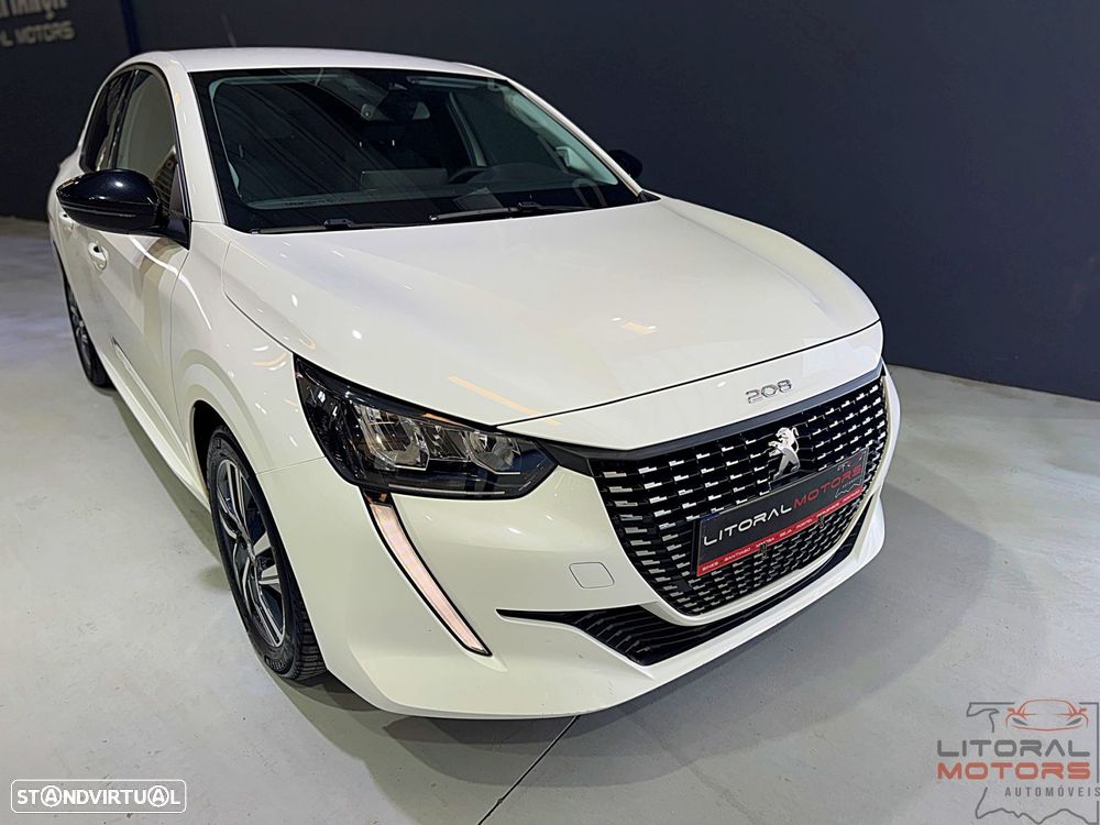 Peugeot 208 1.2 PureTech SE Style - 3