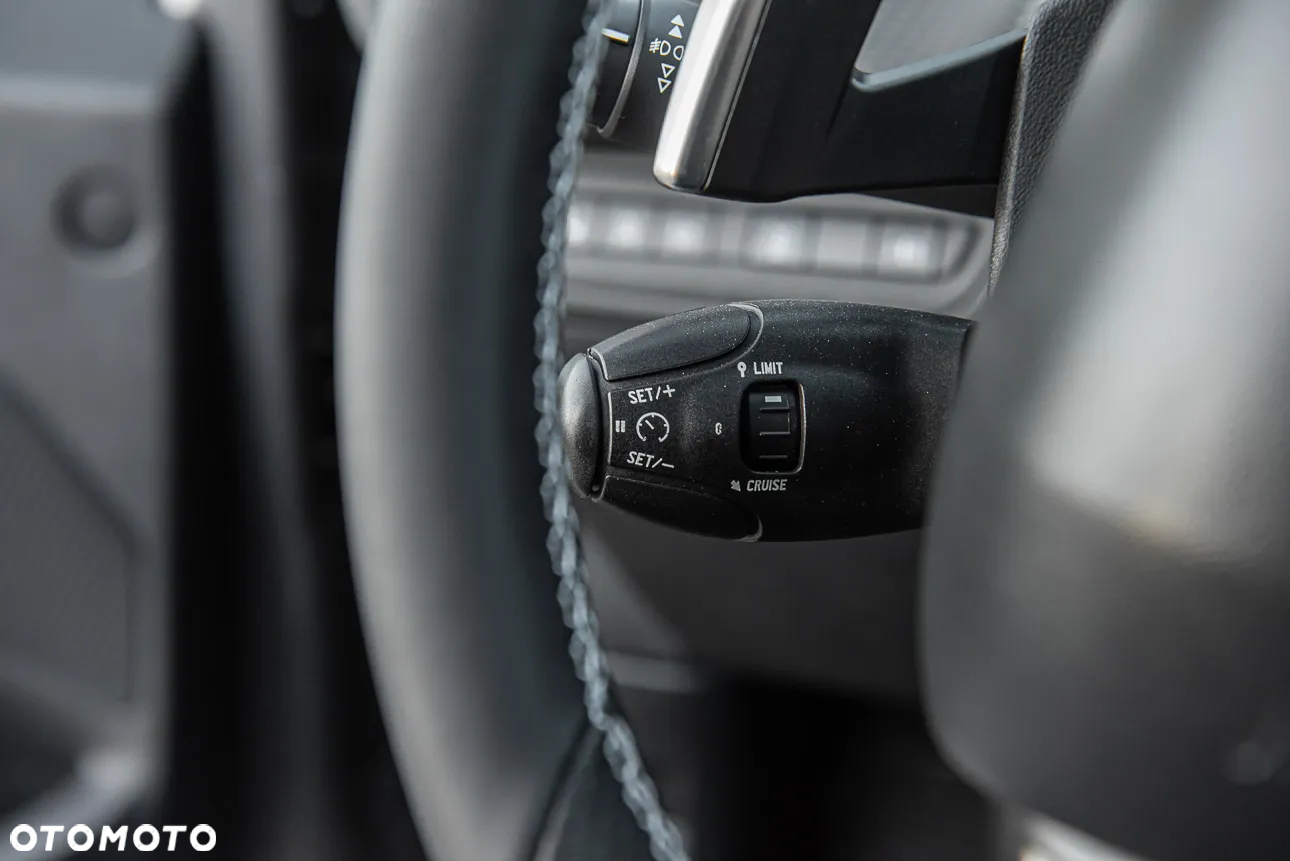 Peugeot 2008 e-HDi FAP 92 EGS6 STOP & START Allure - 19