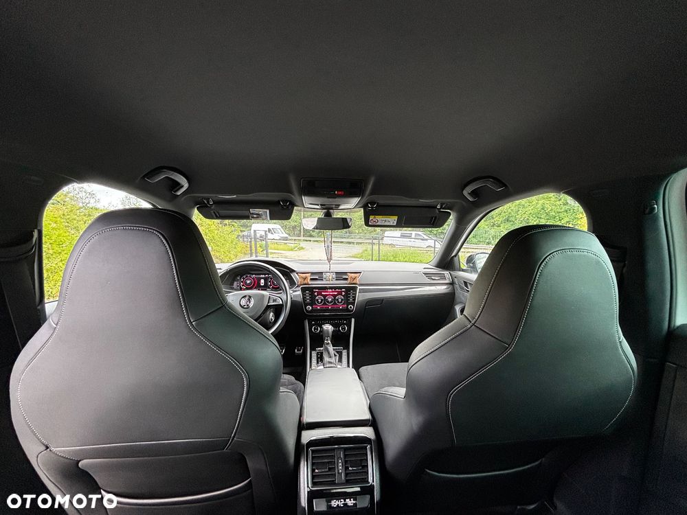 Skoda Superb 2.0 TDI 4x4 Sportline DSG - 25