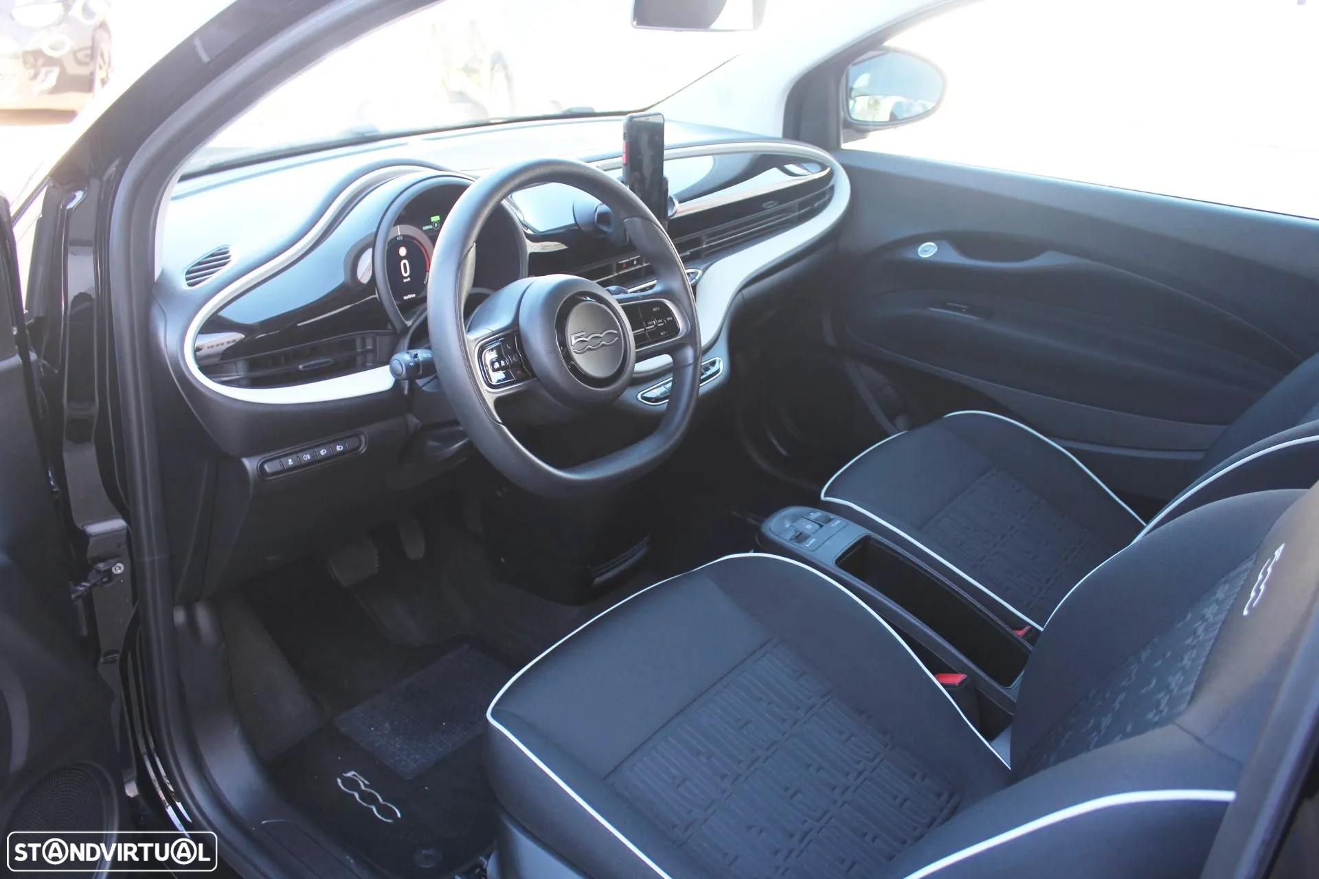 Fiat 500e Action - 11