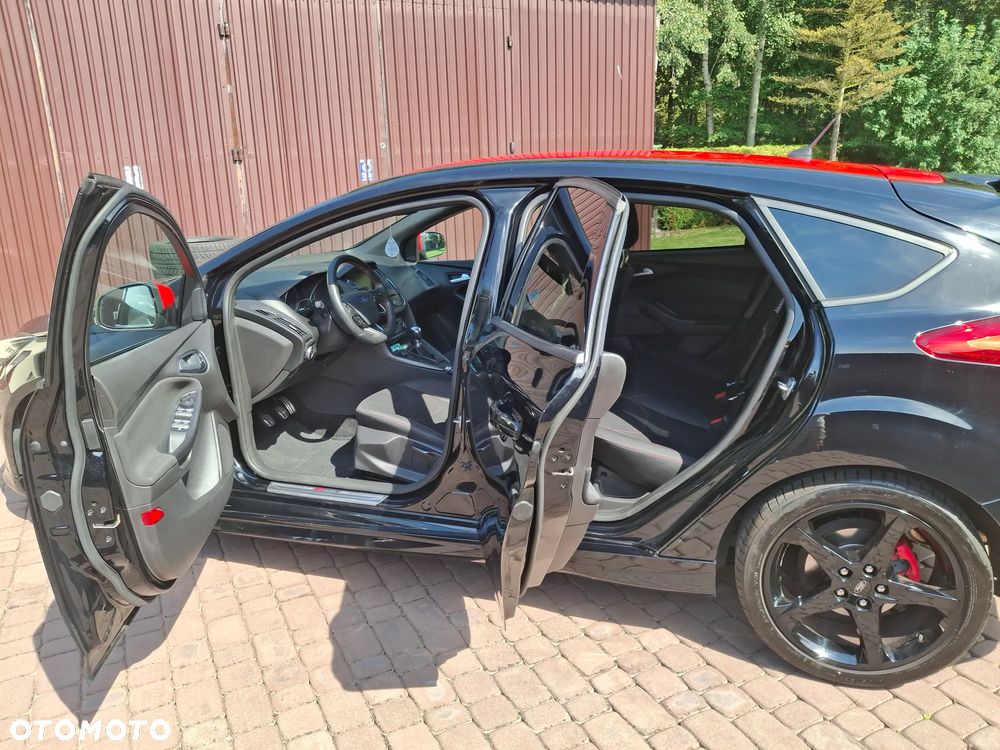 Ford Focus 1.5 EcoBoost ST-Line Black ASS - 29