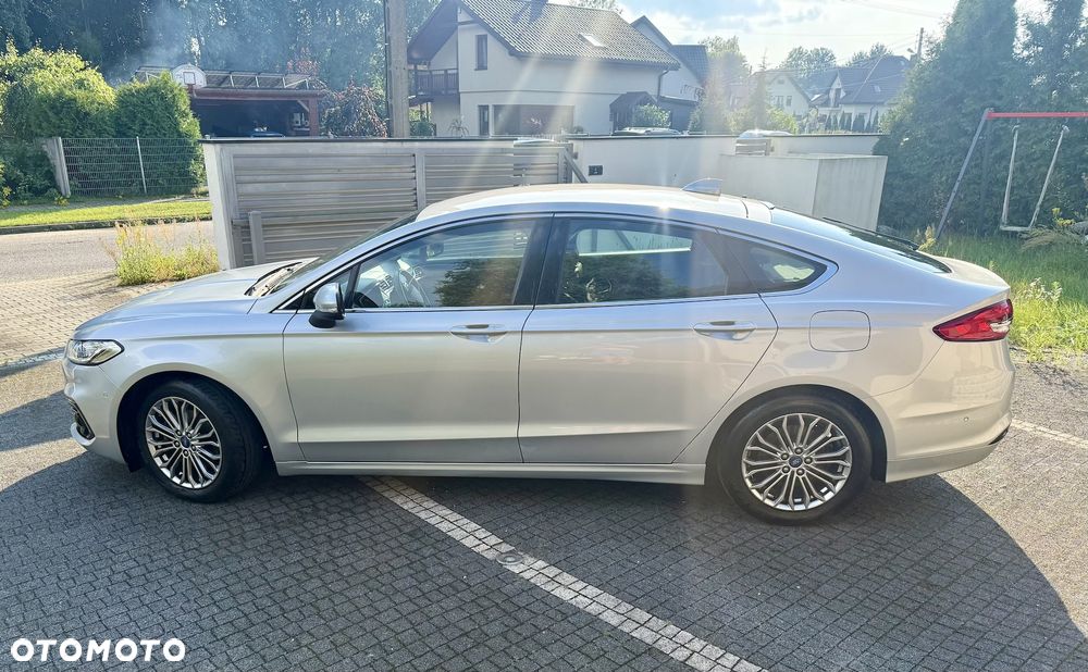 Ford Mondeo 2.0 EcoBlue Titanium - 24