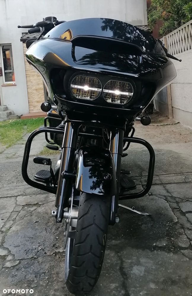 Harley-Davidson Touring Road Glide - 12