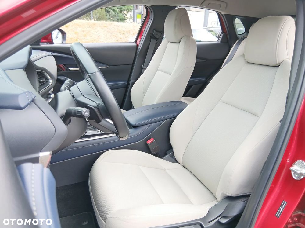 Mazda CX-30 2.0 mHEV Hikari 2WD - 18