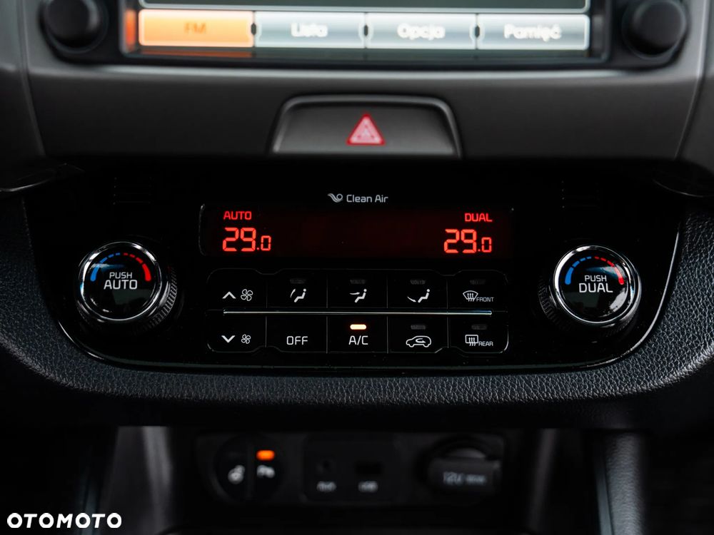 Kia Sportage 1.7 CRDI Business Line L 2WD - 38