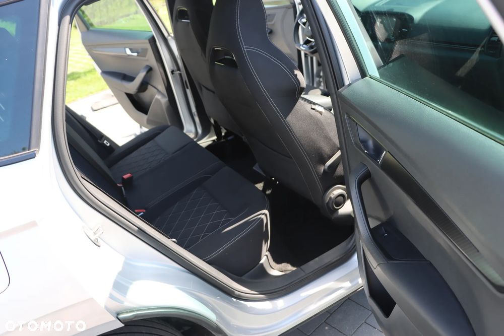 Skoda Karoq 1.5 TSI ACT GPF 4x2 Sportline - 22