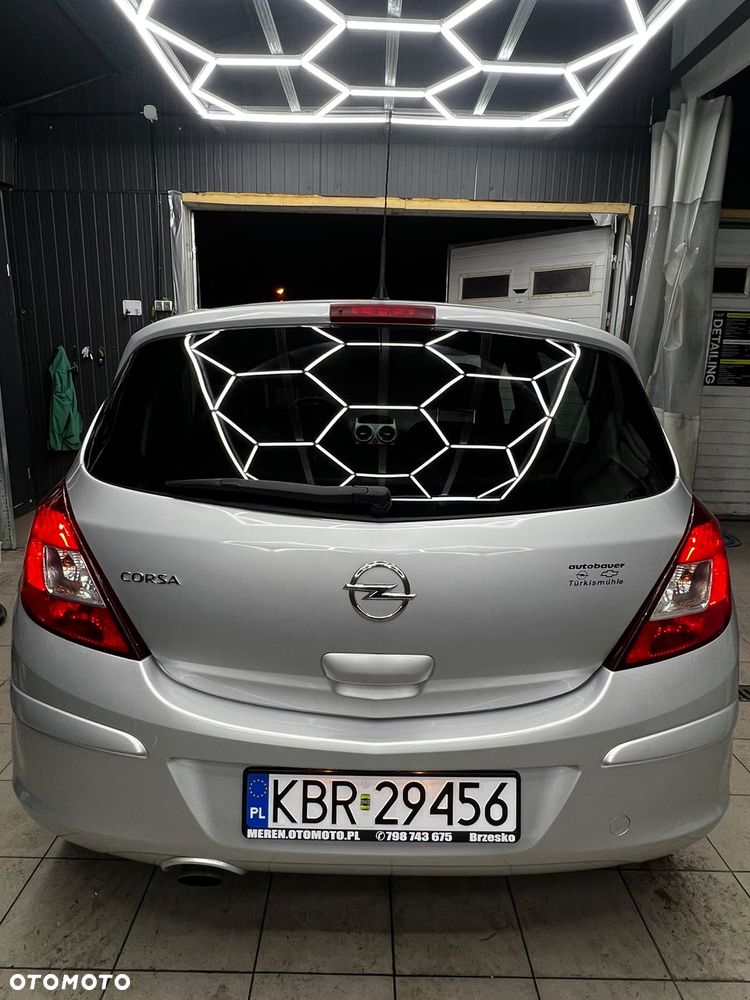 Opel Corsa 1.4 16V Color Elegance - 3