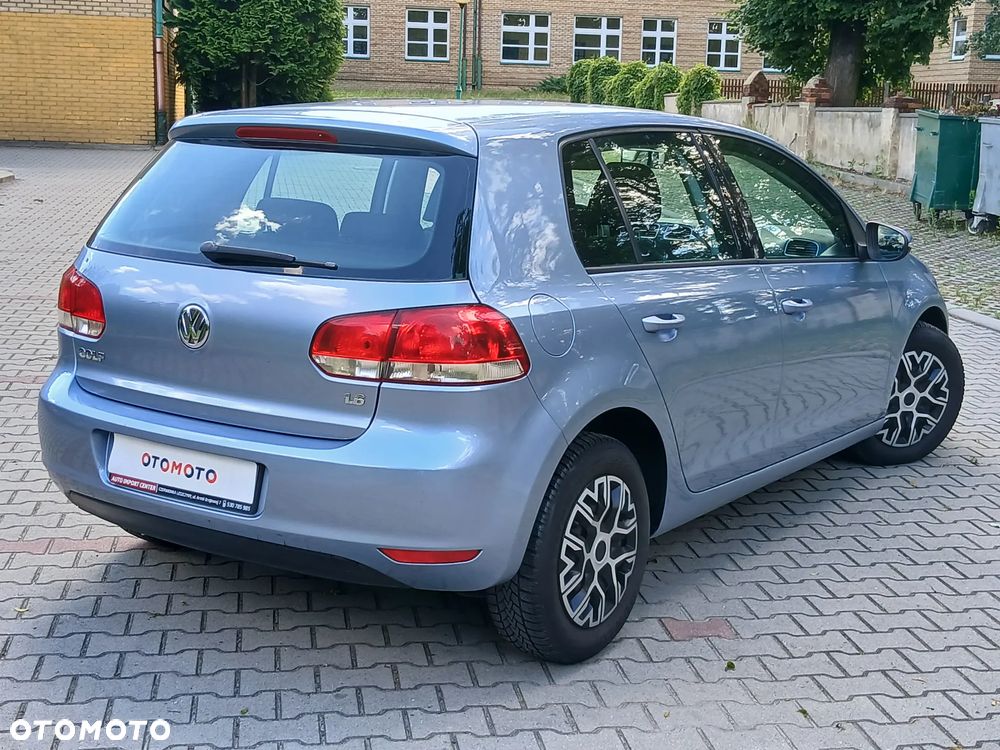 Volkswagen Golf 1.6 Comfortline - 6