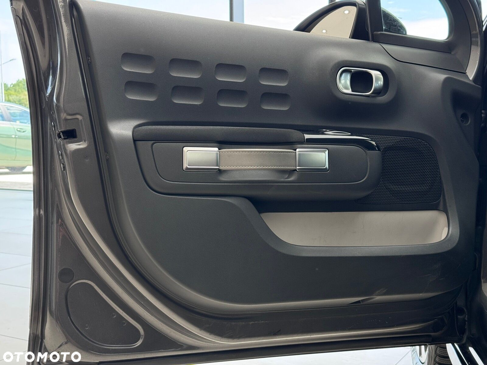 Citroën C3 1.2 PureTech Shine S&S - 12