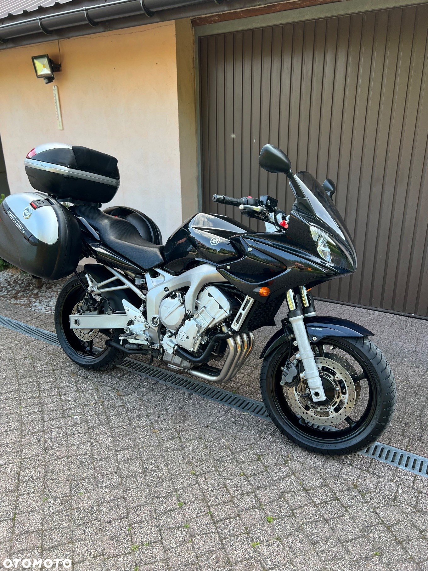 Yamaha FZ6 - 3
