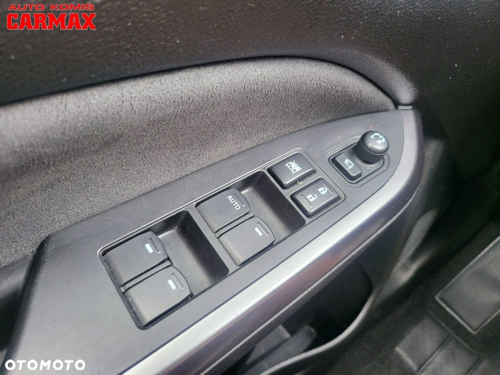 Suzuki Vitara - 24